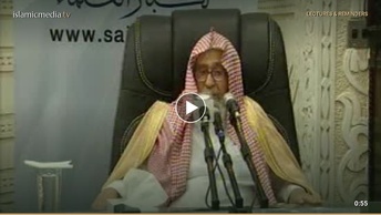 ما حكم قراءة سورة الفاتحة في الصلاة مع الإمام؟